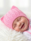 Вязаная однослойная шапочка с завязками фото 4 &mdash; MamaEmma.ru